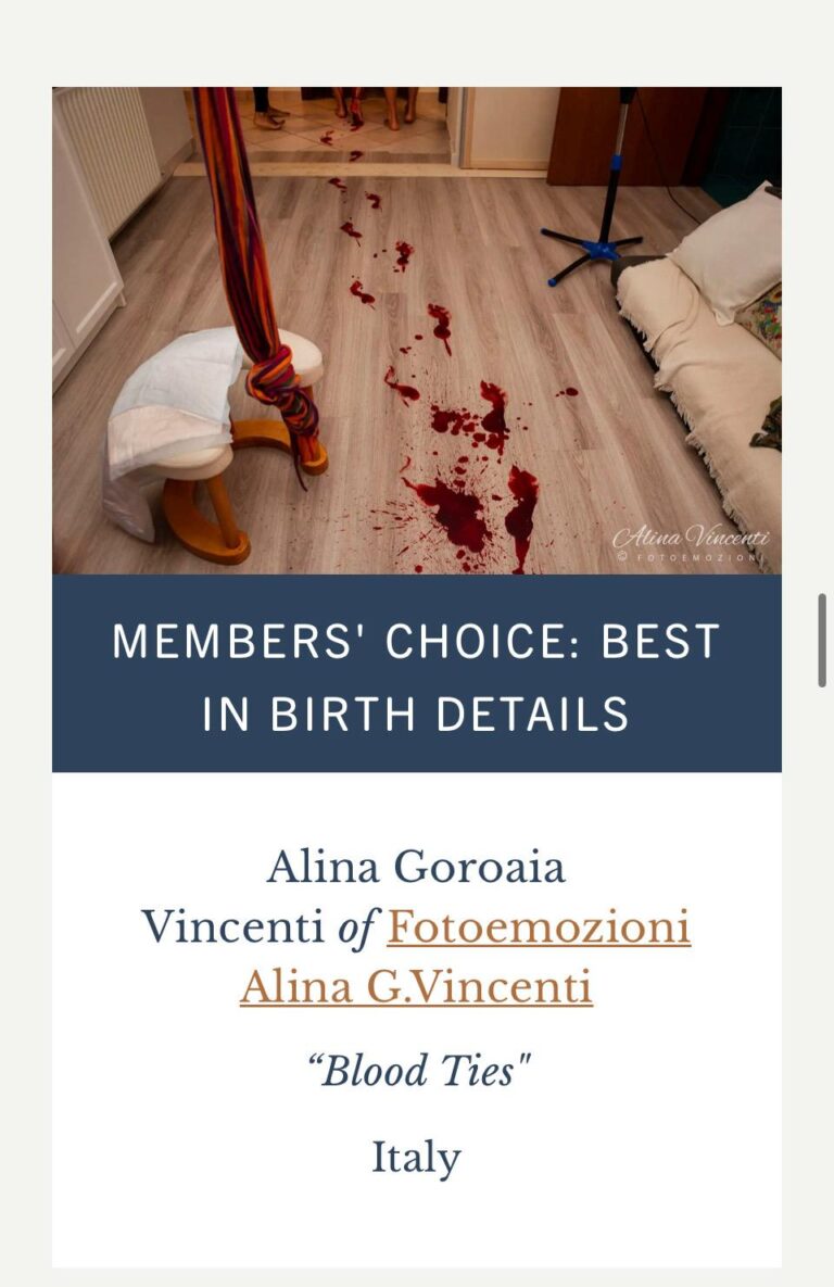 Fotografia di parto, un imagine di Alina Goroaia Vincenti che ha ricevuto un premio nel concorso internazionale di birth photography